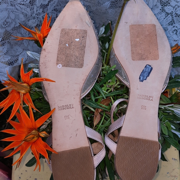 Badgley Mischka Carissa Flats. Rose Gold, pink, silver. 9.5 - Picture 2 of 3